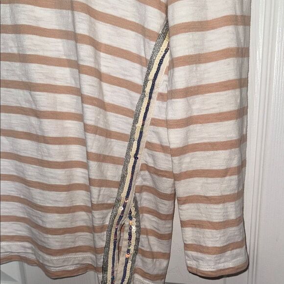 J. Crew Tan and White sequins Striped Long Sleeve Top Xs EUC - Picture 3 of 9
